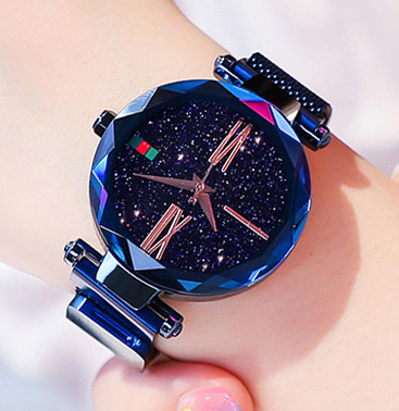 Classy Roman Numeral Magnetic Wristwatch